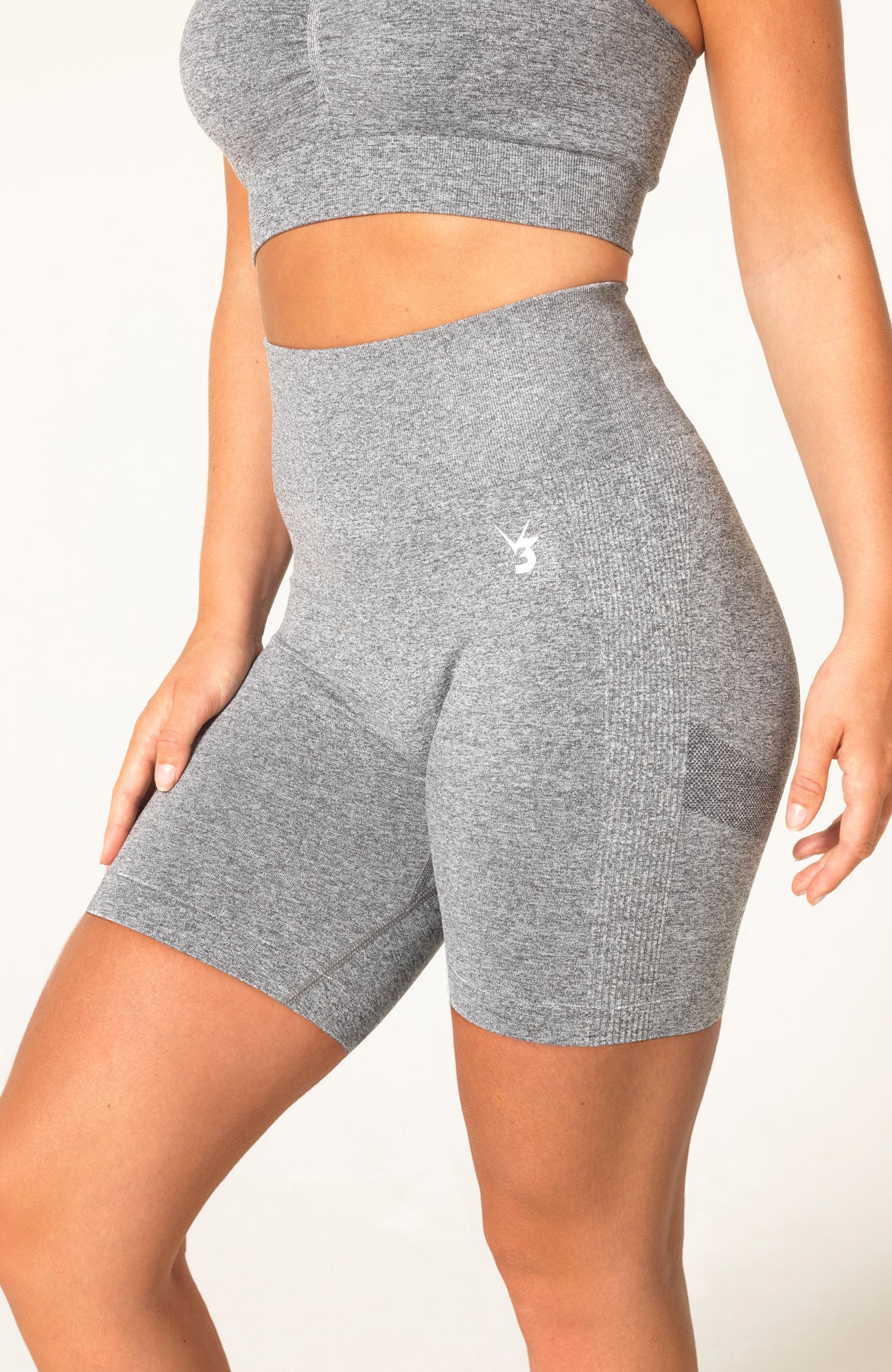 Define Seamless Scrunch Shorts & Sports Bra Set - Grey Marl