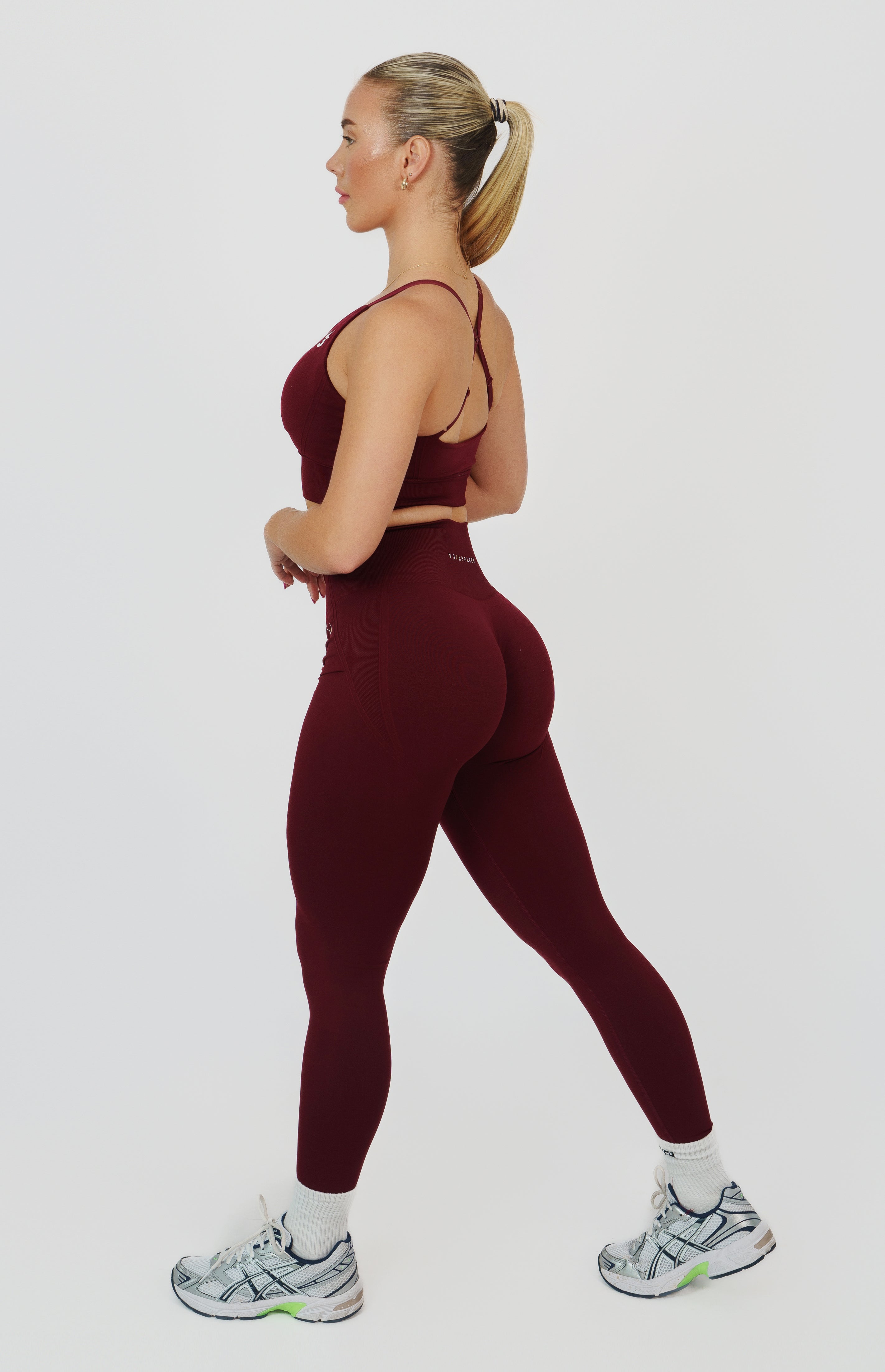 Tempo Seamless Scrunch Leggings & Multi-Way Sports Bra Set - Pomegranate Red